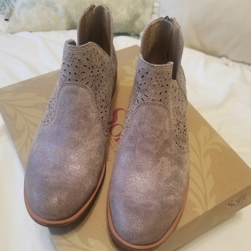 Sofft booties